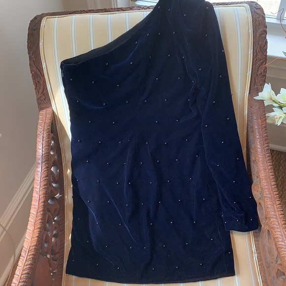 RtA NAVY VELVET AND PEARLS EDIE ONE SHOULDER MINI DRESS SIZE 4 - Picture 15 of 16